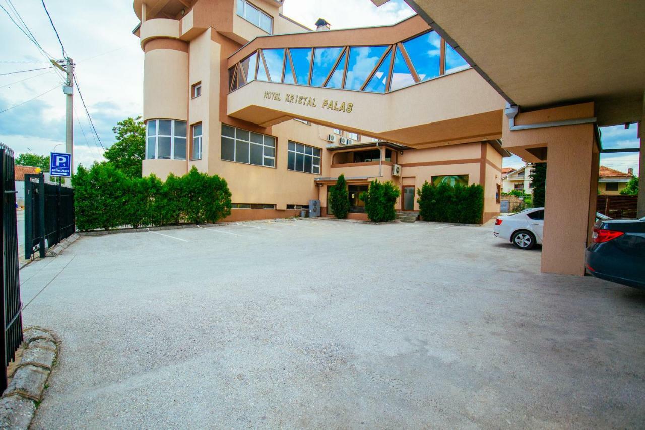 Hotel Kristal Palas Prilep Exterior photo